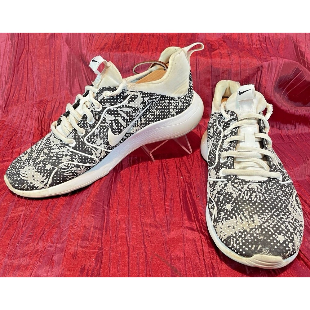 Womens Nike 7 Kaishi 2.0 #833667-011  White/Black Design Running Shoes sz 7